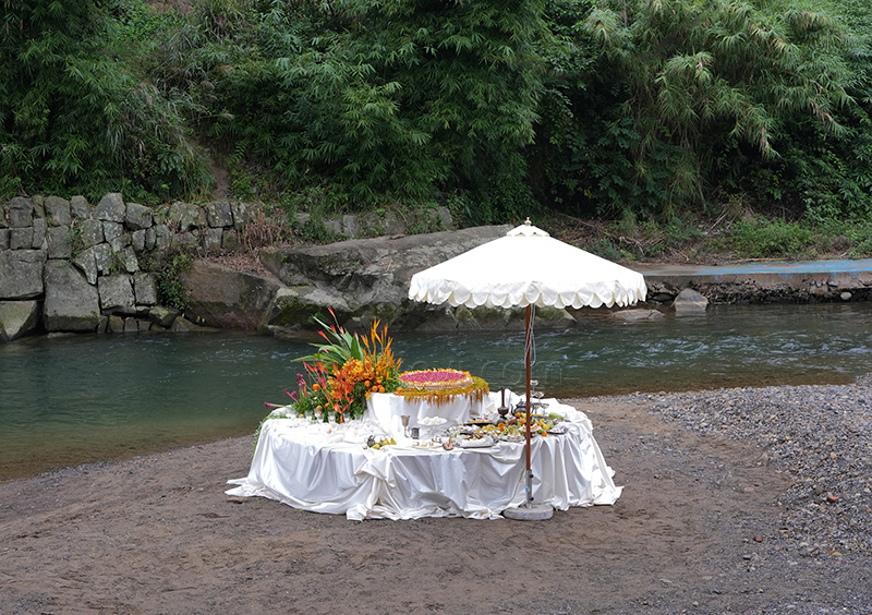 河滩上的婚礼婚宴冷餐自助餐
